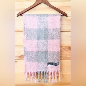 Victoria’s Secret Pink and Gray Plaid Soft Fringe Warm Neck Scarf for Women.